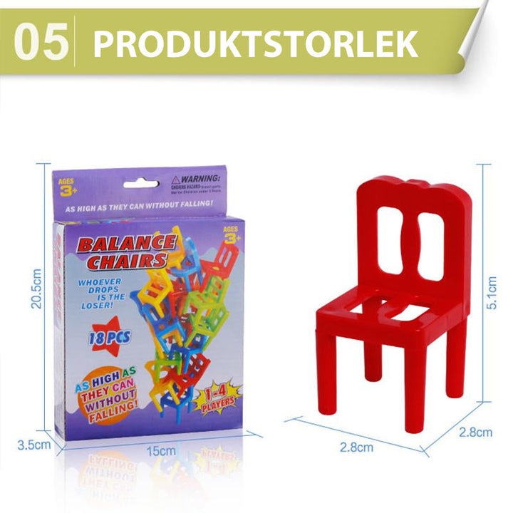 "Barn leker med staplingsbara stolar i färgglada nyanser, främjar finmotorik och kreativt tänkande, perfekt leksaksspel."