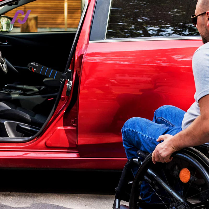"Bilstödshandtag fäst på bildörr med halkfritt grepp och inbyggd säkerhetsfunktion för enkel och säker utstigning."