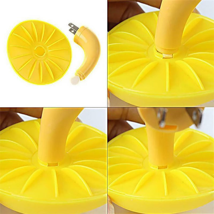 "Charmig gul svampformad nattlampa med LED-belysning, skapar mysig atmosfär, kompakt design, placeras enkelt."