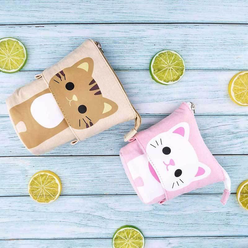 "Charmigt pennfodral med kattmotiv och teleskopfunktion, hållbart canvas och PU-läder, idealiskt för skrivtillbehör."