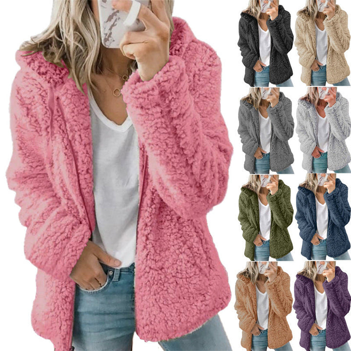 "Dam Polar Fleecejacka med dragkedja och huva, mjuk och varm design, tillgänglig i flera färger, framifrån vy."