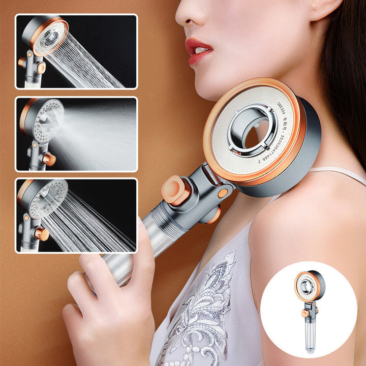 "Dubbelsidigt duschhuvud i krom med justerbart tryck, trefaldiga vattenlägen och klorreduktion, optimal för badrum."