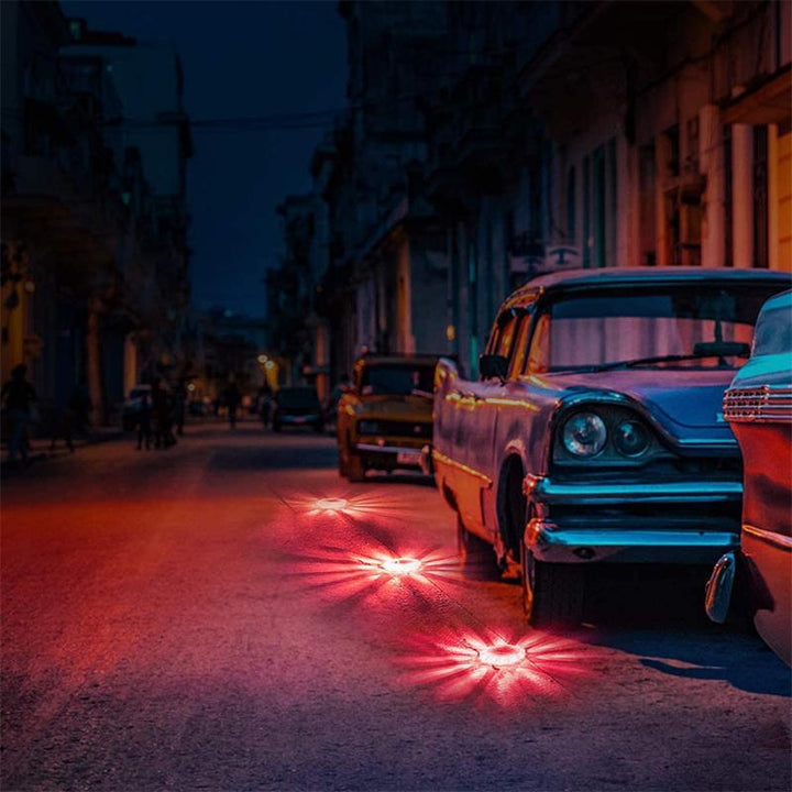 "Effektiv magnetisk varningslampa för bilar, vattentät design, hög synlighet med 9 ljuslägen i orange färg."