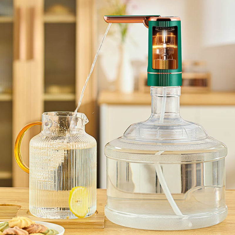 "Elegant automatisk vattendispenserpump i mörkgrön, svart, eller vit, kompakt design, enkel användning i modernt kök."