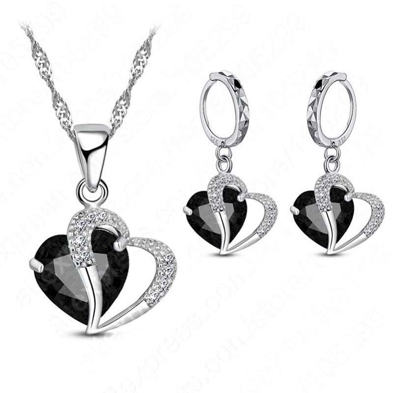 "Elegant hjärtformade zirkonsmycken set för kvinnor med halsband och örhängen i strålande kubiska zirkoner."
