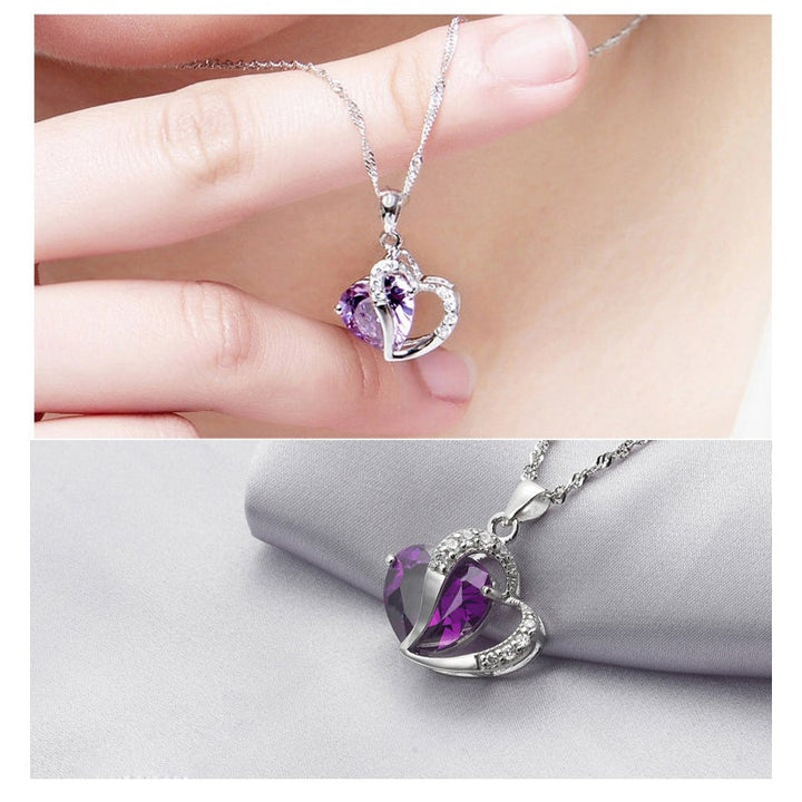 "Elegant hjärtformade zirkonsmycken set för kvinnor med halsband och örhängen i strålande kubiska zirkoner."