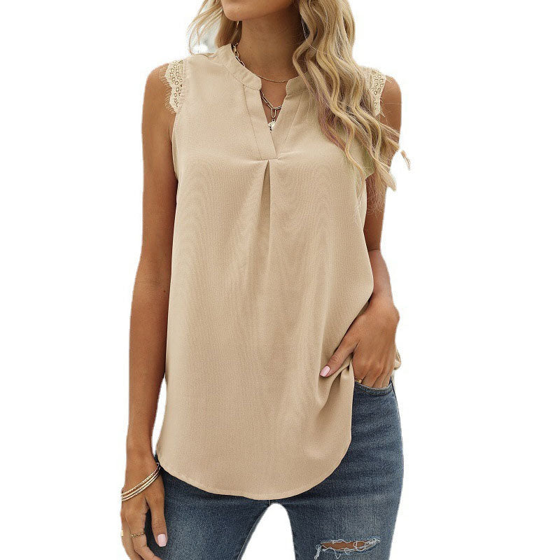 "Elegant V-ringad ärmlös damväst i spetsmönstrad polyester, perfekt för lager på lager och romantiska sommaroutfits."