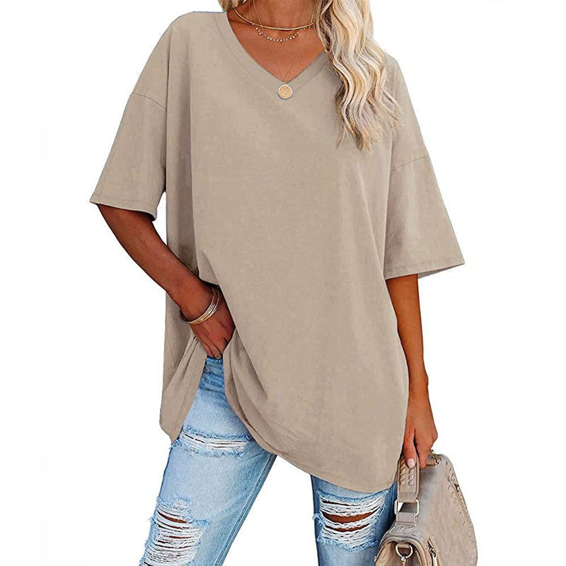 "Elegant V-ringad dam T-shirt för sommar, mjukt luftigt tyg, chic flödande design, perfekt för varma dagar."