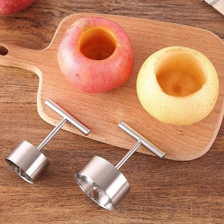 "Eleganta rostfria stål fruktkärnavskiljare med ergonomiskt handtag, perfekt för snabb och enkel fruktberedning i köket."