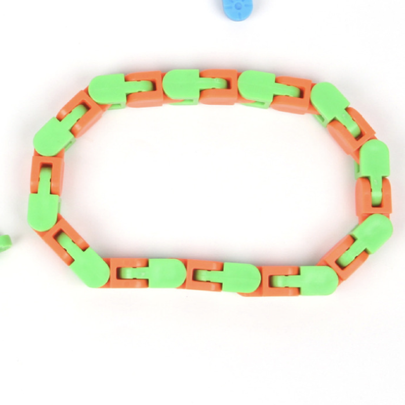 "Färgglad länkspårar snap och klick fidget leksak med 24 vridbara länkar för kreativ stresslindring och lek"