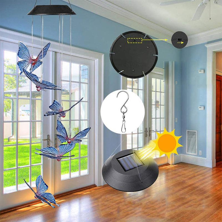 "Färgglada fjärilssolcellsdrivna vindklockor, LED-belysning, utomhusdekor med vattenresistent design."