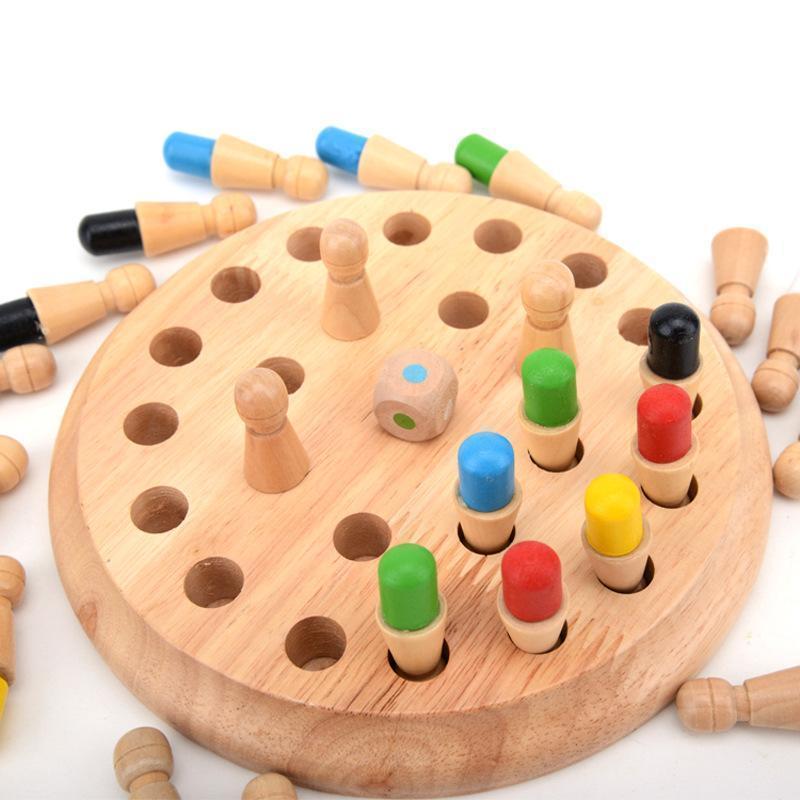 "Färgglatt minnessticks schackspel i trä för barn, utvecklande och pedagogiskt brädspel för kreativitet och inlärning."