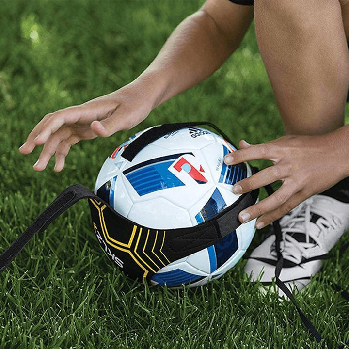 Fotbollsträningsband för solo träning, elastiskt upp till 12m, förbättrar bollkontroll och precision för alla spelarnivåer.