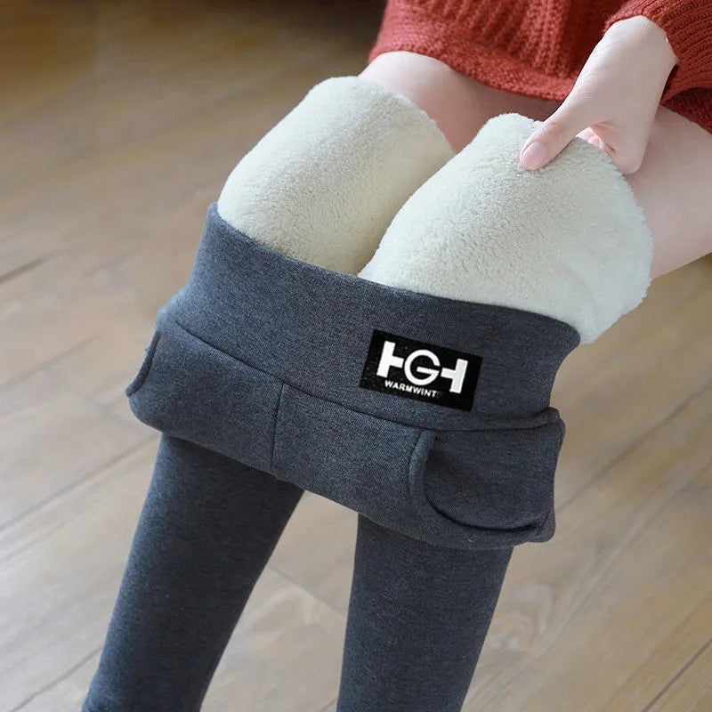 "Framsida av kvinnors varma fleecefodrade leggings, hög midja och elegant design för kallt väderkomfort."