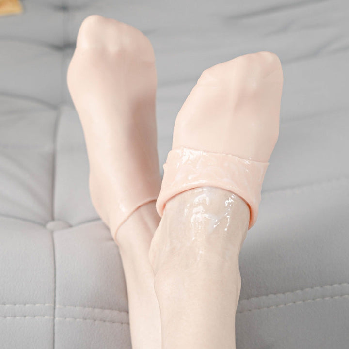"Fuktgivande silikonsockar för kvinnor, hudfärg med antihalkdesign, perfekt för torra och spruckna fötter - fotspa & pedikyr.
