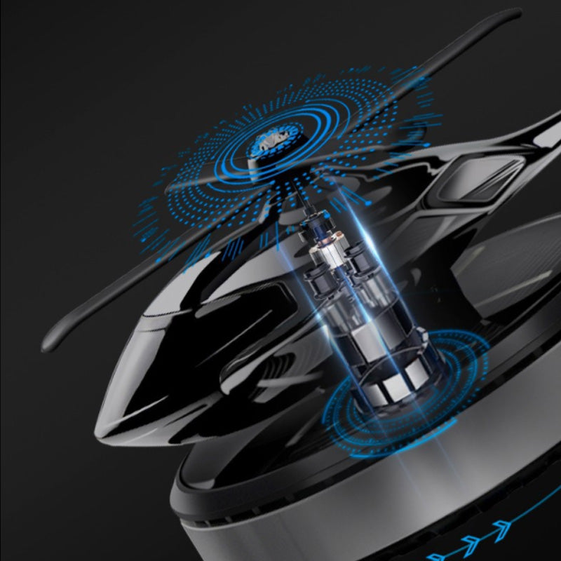 "Futuristisk bil aromaterapi dekoration, solkraft, kompakt design i silver och guld, elegant för bil och hem."