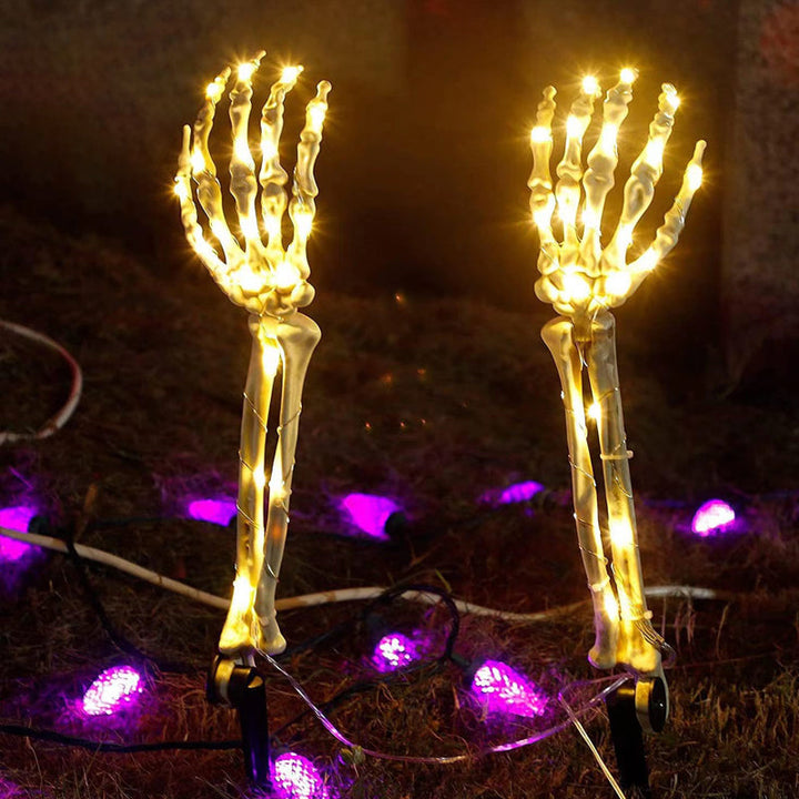 "Halloween Spökhandsljus för trädgården, solcellsdriven, ser ut som ett vitt spöke från marken. UV-beständig plast."