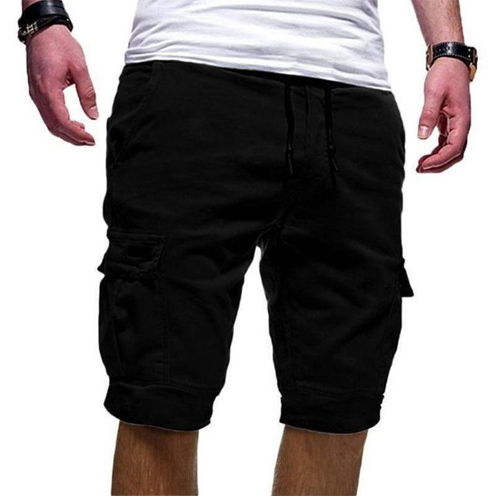 "Herr shorts med multifickdesign i bomull, justerbar snörning i midjan, tillgängliga i flera färger för sommardagar."