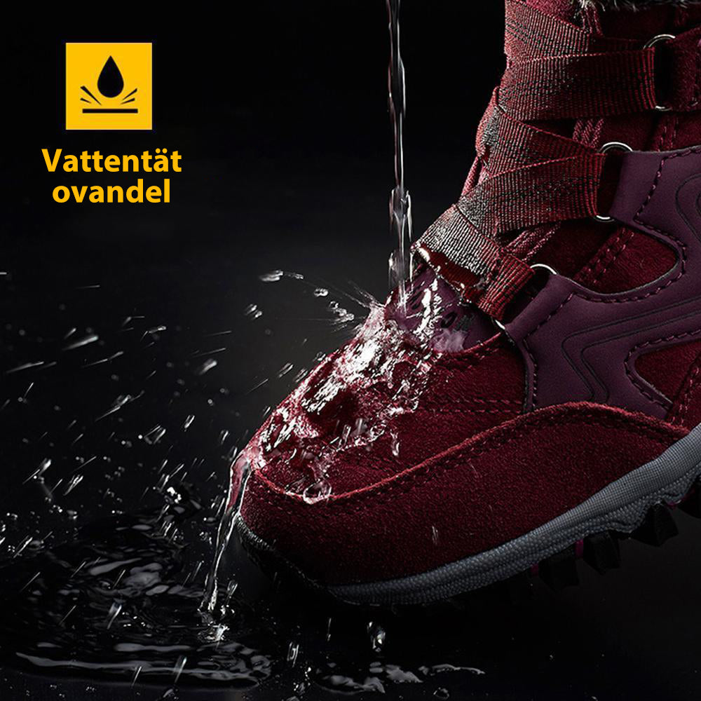 "Herrar vintersneakers med pälsfodring, snölöv och svart mockaöversida, idealiska för vinterväder och stil."