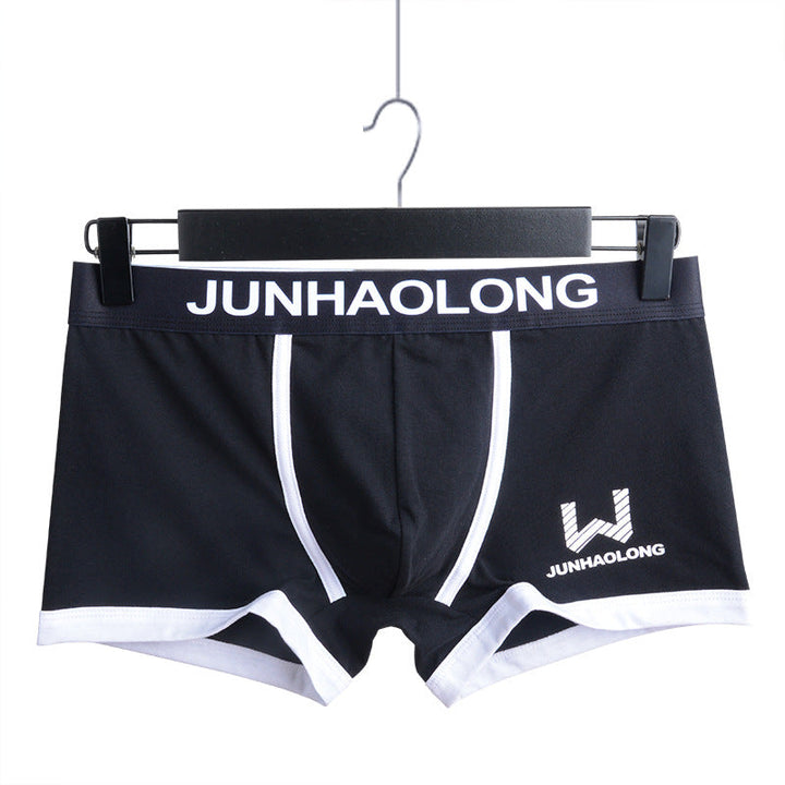 "Herrboxershorts i mittmidja, elastisk passform, mjuk bomullsblandning. Finns i färger: blå, vit, röd, svart, orange."