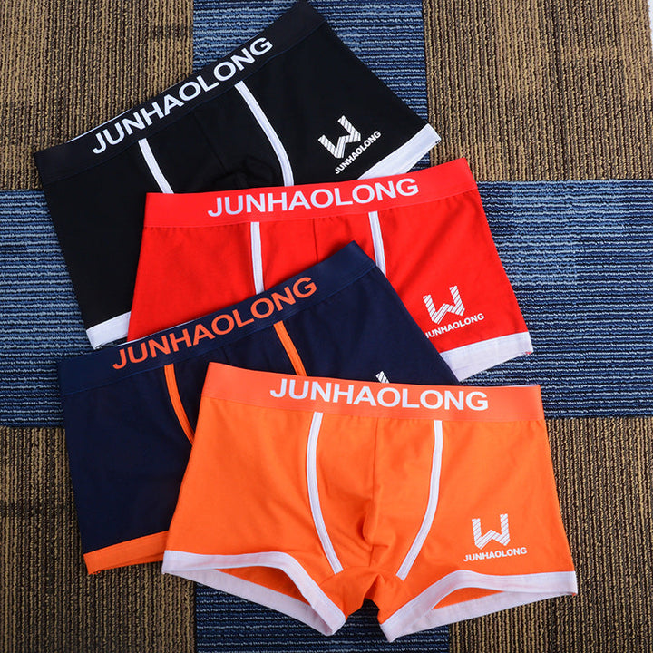 "Herrboxershorts i mittmidja, elastisk passform, mjuk bomullsblandning. Finns i färger: blå, vit, röd, svart, orange."