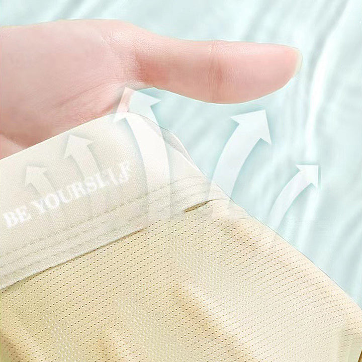 "Herrunderkläder av silke, boxers i mörkgrått, silvergrått och senapsgult med elastiskt midjeband, mjuka sömmar."