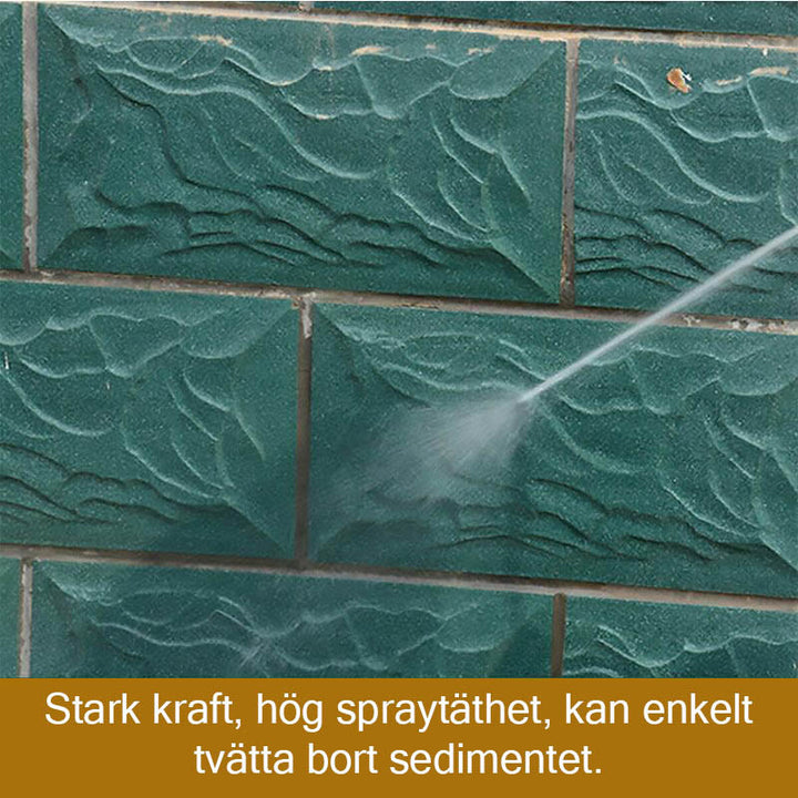 "Högtrycksvattenpistol med justerbart munstycke, silverfärgad, robust design av zinklegering för effektiv rengöring."