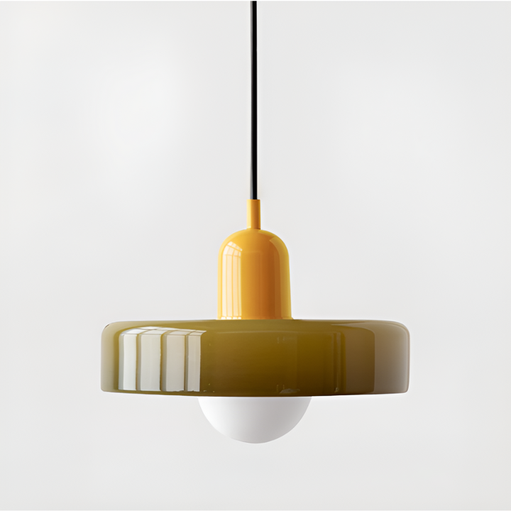 Justerbar glaslampa, taklampa, elegant design. Mjukt ljus, modern inredning.