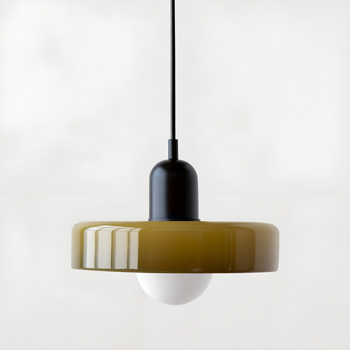 Justerbar glaslampa, taklampa, elegant design. Mjukt ljus, modern inredning.
