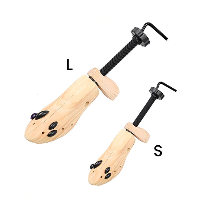 Justerbar skobår i naturligt trä med elegant yta. Passar alla skotyper och justeras för optimal passform.