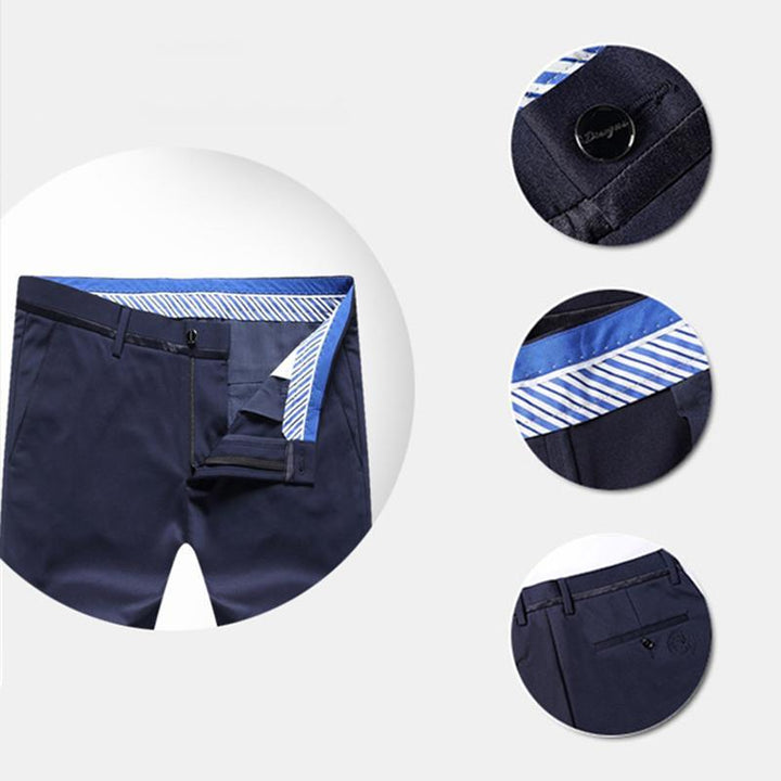 "Klassiska herrchinos framifrån, superstretch i bomull/spandex, bekväm passform, mångsidig stil för alla tillfällen."