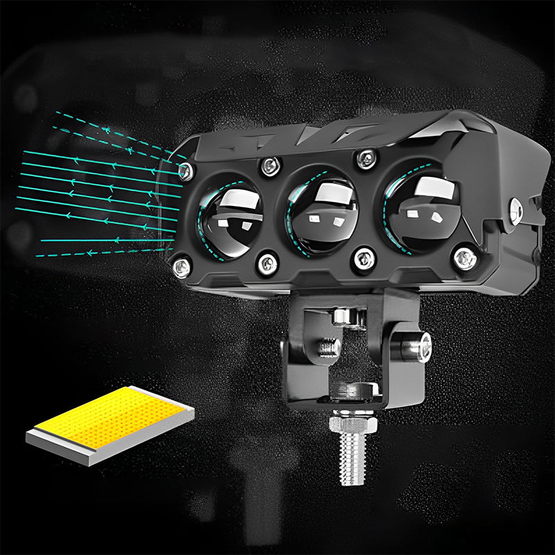 "Kraftiga motorcykel LED extraljus för väg och off-road, silverfärgad aluminium med justerbar montering, ger starkt ljus."