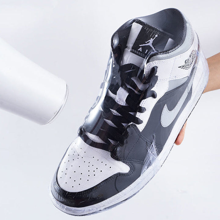 "Kristallklara värmekrympfilmspåsar i PVC för säker och tålig förvaring av kläder och elektronik."