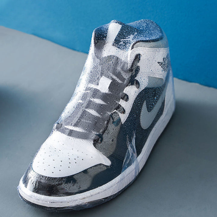 "Kristallklara värmekrympfilmspåsar i PVC för säker och tålig förvaring av kläder och elektronik."