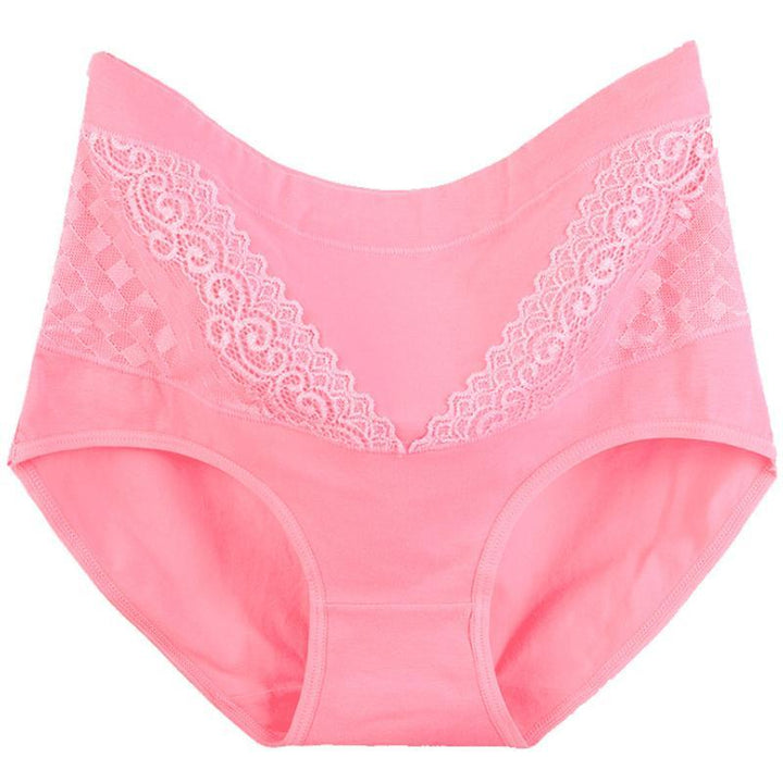 "Kvinnors slim-fit spetsunderkläder i elegant spets med brett midjeband, lyser rosa nyans, design för komfort och stil."