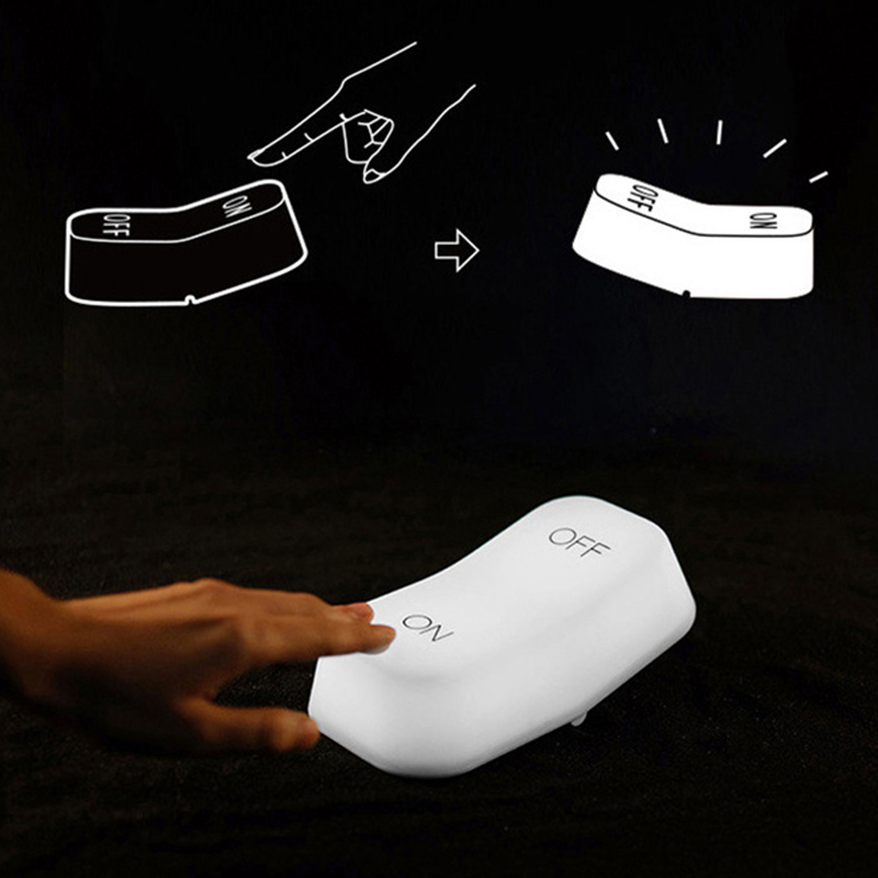 "LED-nattlampa med switch, kompakt design, ger skonsam belysning, perfekt för skrivbord eller nattduksbord."