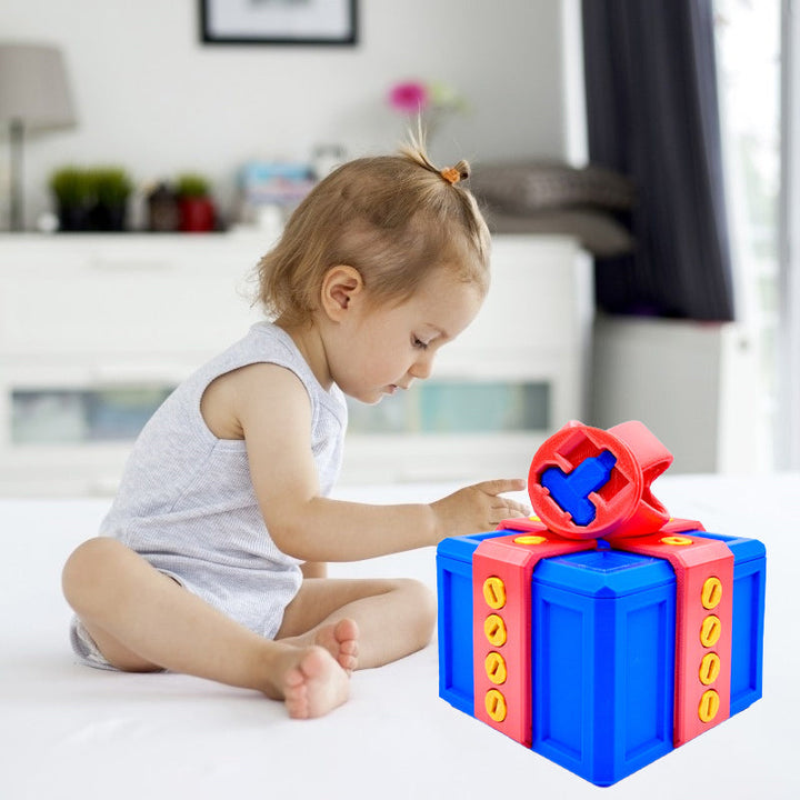 "Mångfärgad presentbox med mystisk design, 3D-utskriven med utmanande dolda nycklar och skruvbara bultar för spänning."