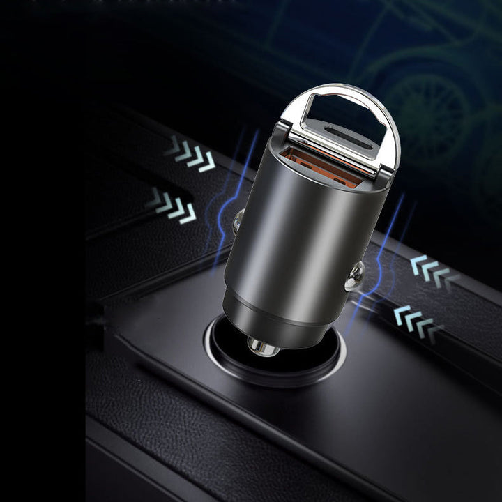 "Mini biladapter zinklegering, dubbel USB-port, snabbladdning, diskret design, passar de flesta enheter i bilen."