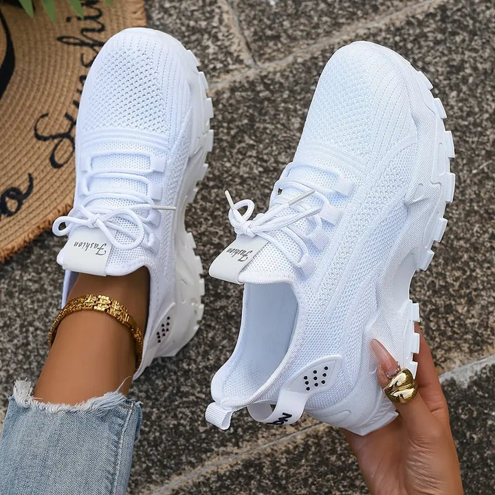 "Ortopediska sneakers för kvinnor, grå och eleganta, med stötdämpande gelinsulor och halkfria sulor, för optimal komfort."