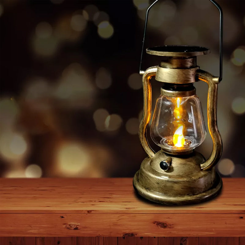 "Retro solcellsdriven fotogenlampa med LED, vattentät; antik finish i brons, guld, rost, silver; perfekt för utomhusbelysning