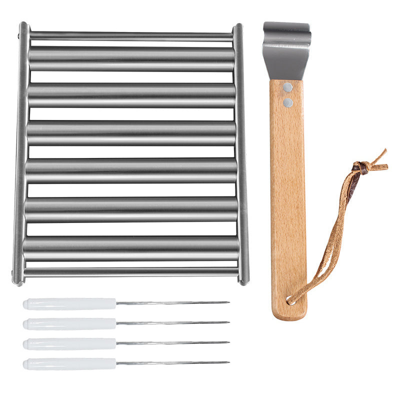 "Rullande korvställ i rostfritt stål som tillagar upp till fem korvar jämnt, elegant och grillvänlig design."