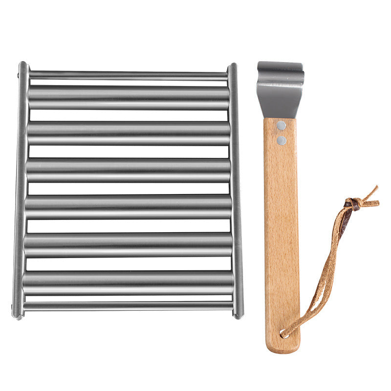 "Rullande korvställ i rostfritt stål som tillagar upp till fem korvar jämnt, elegant och grillvänlig design."