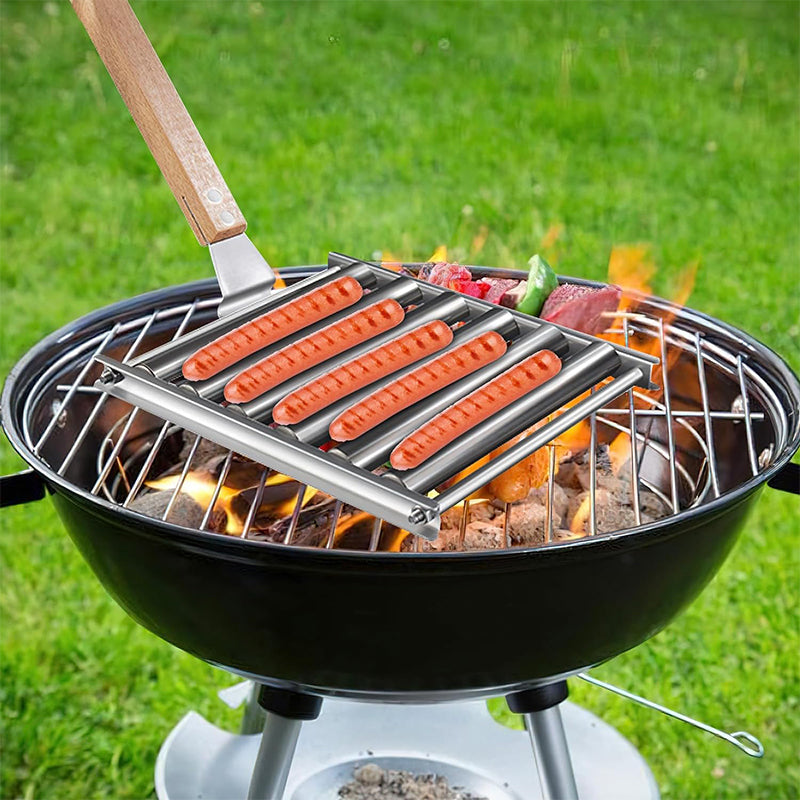 "Rullande korvställ i rostfritt stål som tillagar upp till fem korvar jämnt, elegant och grillvänlig design."