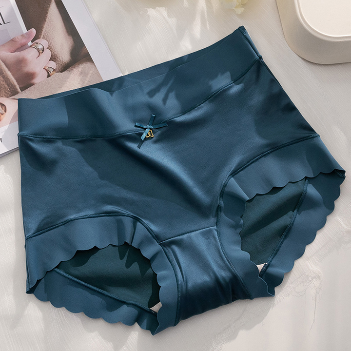 Silkeslena medelhöga satinunderkläder för kvinnor, elegant design i sidenmaterial med icke-rullande kanter.