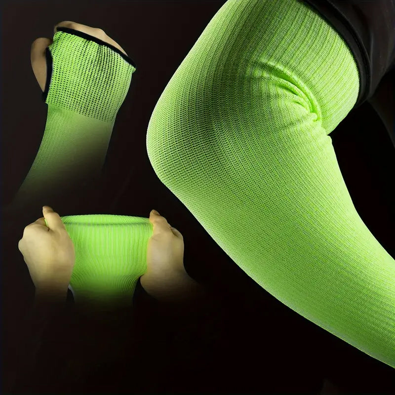 "Skyddsärmar med tumbahål, gula och orange i färg, anpassade för industriellt och dagligt bruk. Säkerhet för armar."