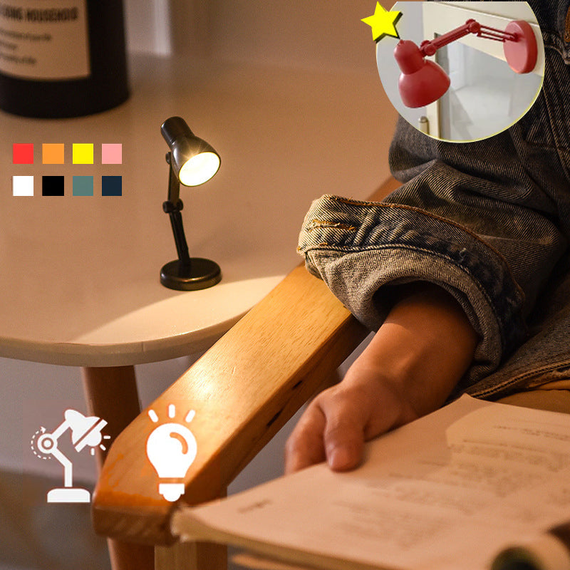 "Stilren magnetisk mini skrivbordslampa i flera färger med justerbar vinkel och bärbar kompakt design."