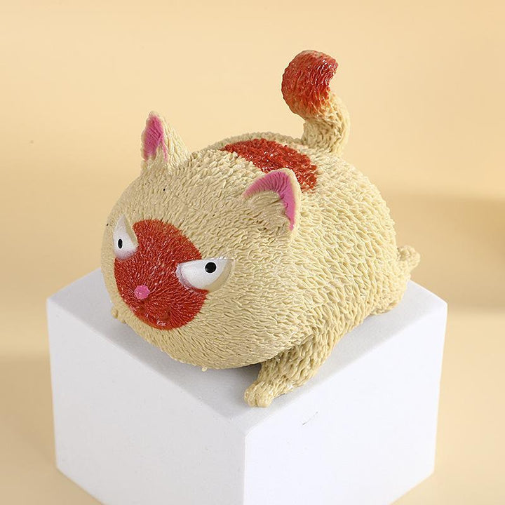 "Stresslindrande boll i kattskepnad, söt och mjuk med olika färger - perfekt för avkoppling och stressreduktion."