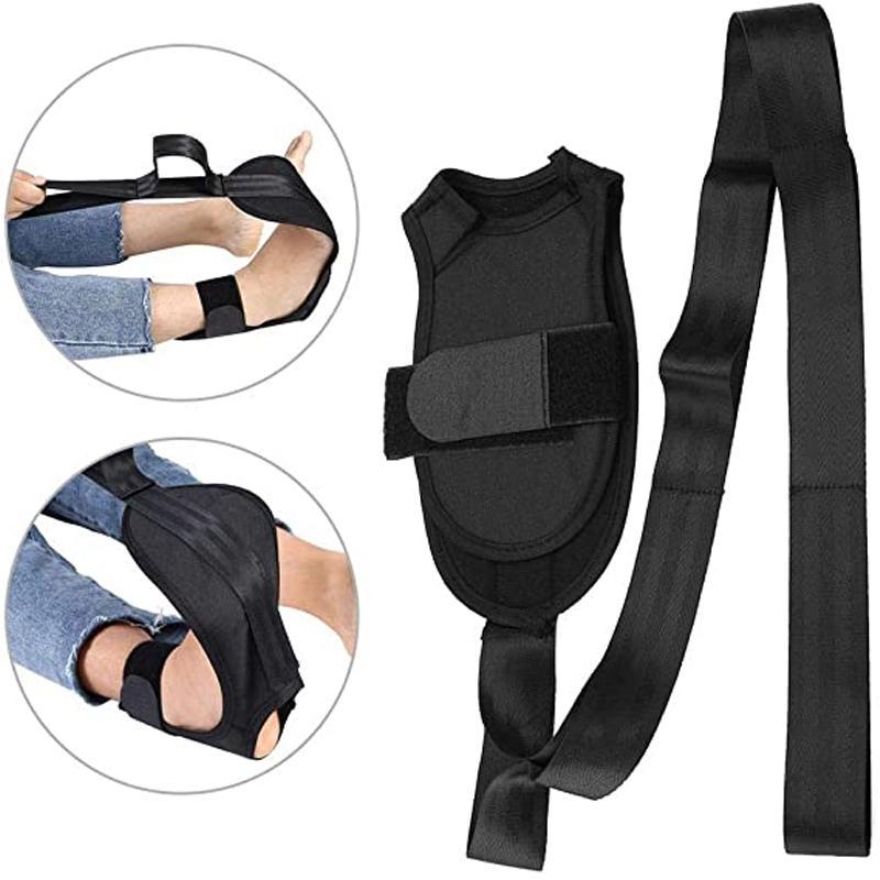 Svart yoga stretchband av mjukt bandtyg, med multi-ring spänne, perfekt för stretch och återhämtning, 110 cm lång.