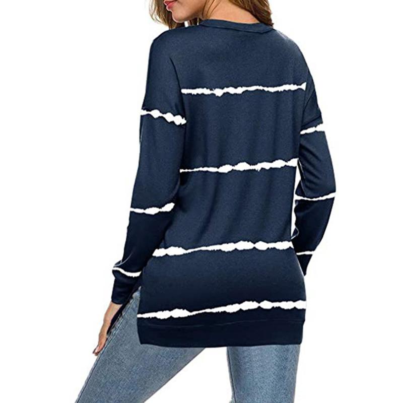 "Tie-dye randig unisex långärmad t-shirt i bomull med rund hals och färgglatt mönster, perfekt för avslappnad stil."