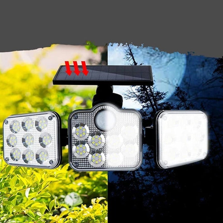 "Trippel LED solcellsvägglampa för utomhusbruk, modern design med sensor. Energieffektivt ljus för säker belysning."